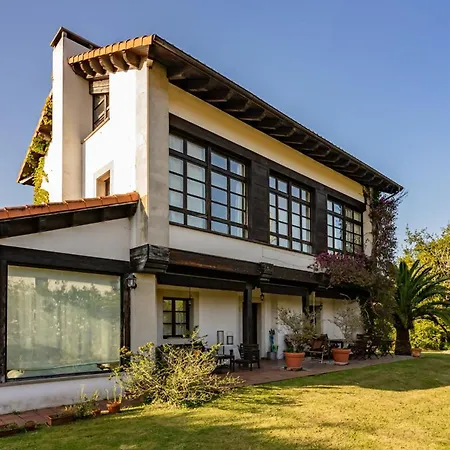 Casa Alloru En Andrin * Andrín